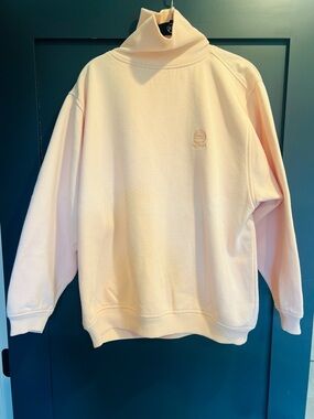 90s vintage GAP Women’s Pink World Classic Oversized Turtleneck Sweatshirt
